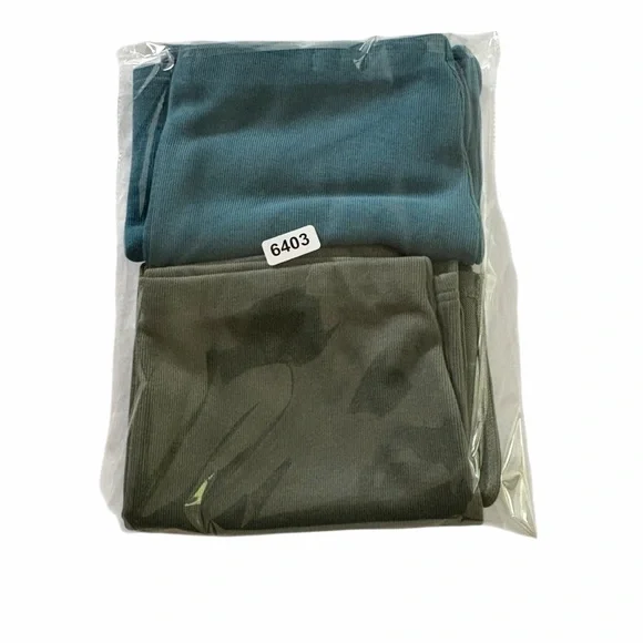 🛍️ Brass & Roe by CTS Knit Skirt Bundle (2) | Women’s Medium | NWOT - Picture 9 of 9